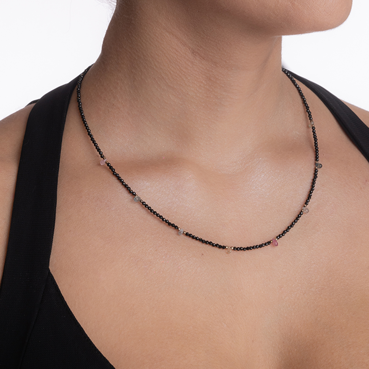 Colier argint pietre semipretioase microfatetate din spinel 2 mm si briolete din safire multicolore lungime 42 cm [3]