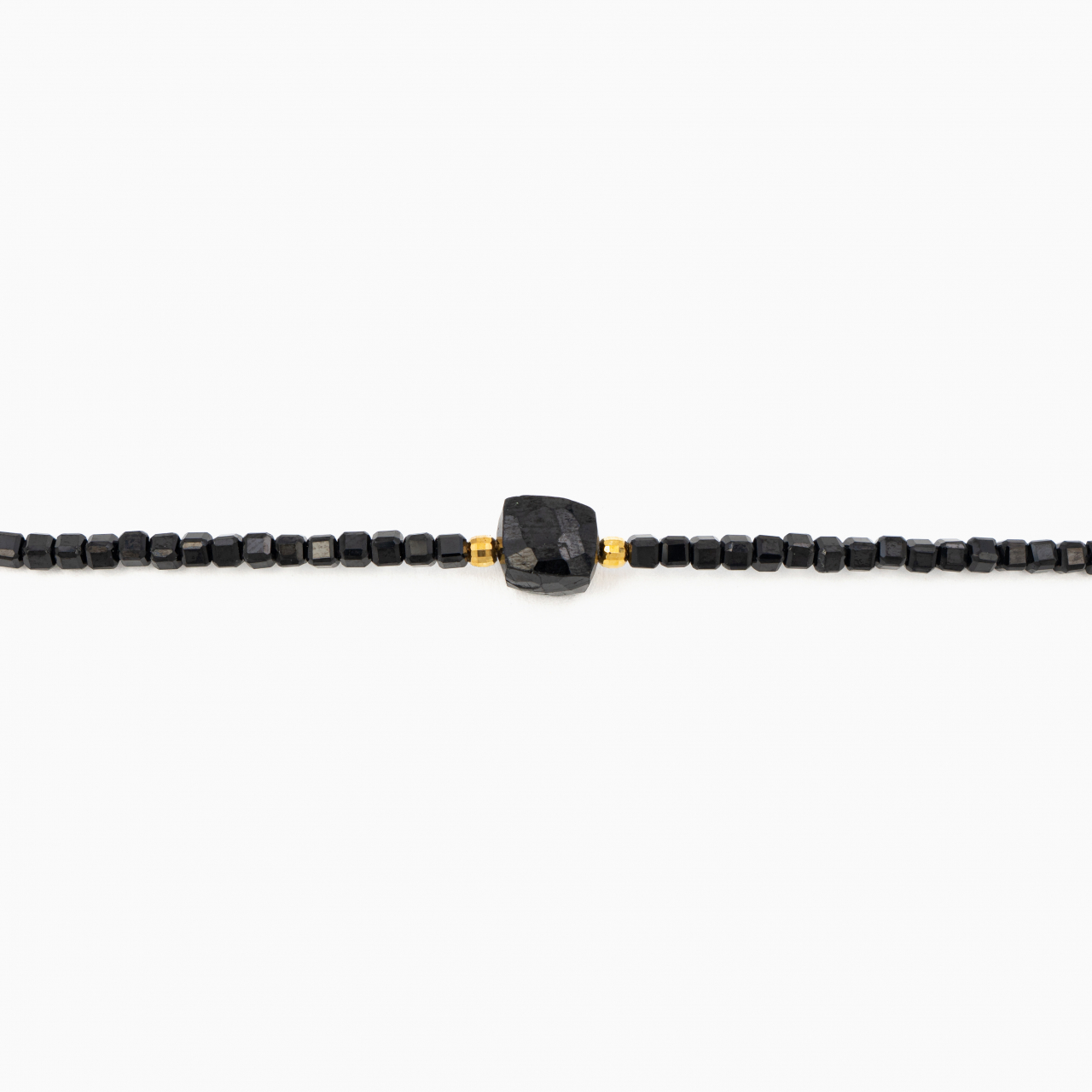 Colier argint pietre semipretioase spinel cubulete 2.5 mm cub central spinel de 7 mm lungime 42 cm [2]