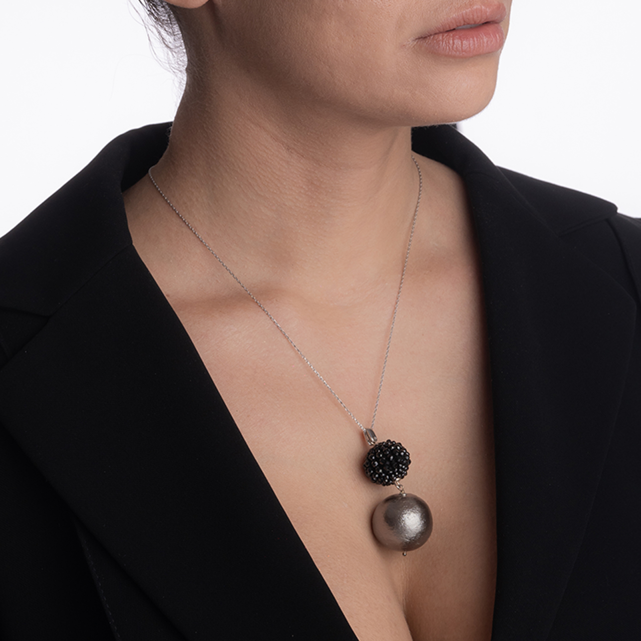 Colier pandantiv argint pietre semipretioase bila spinel negru 16 mm, bila bronz tip perla Japonia 25 mm [4]