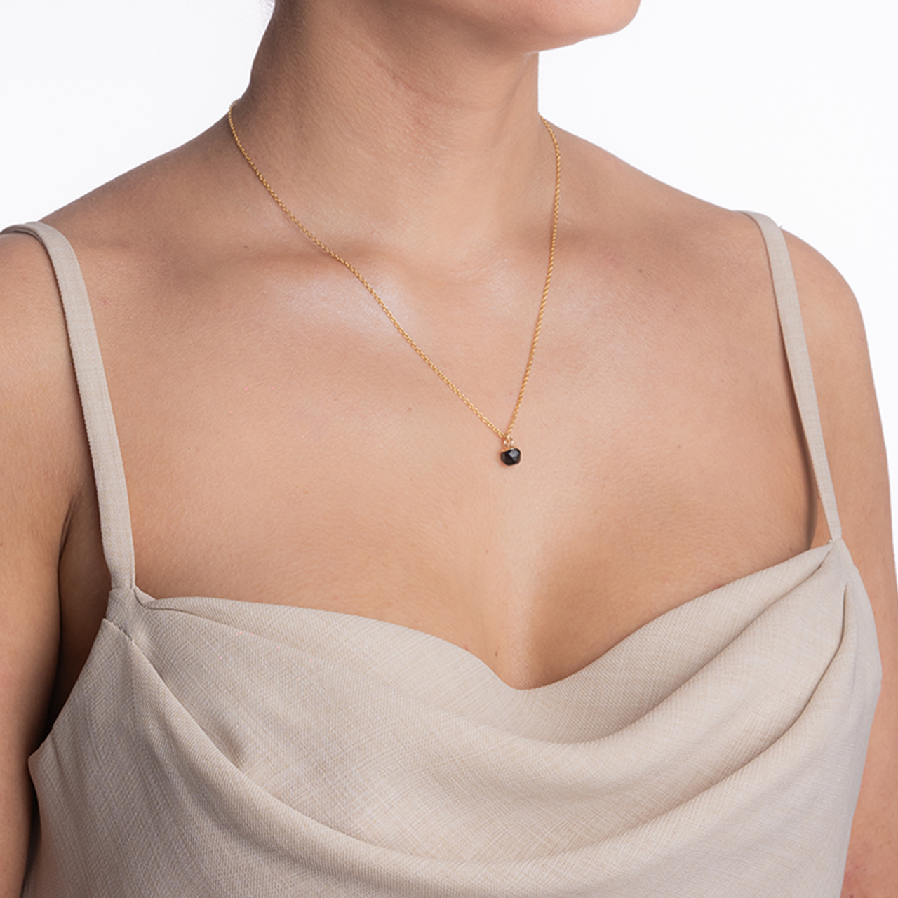 Colier pandantiv onix forma neregulata diametrul 7 mm pe lant argint placat aur galben [4]