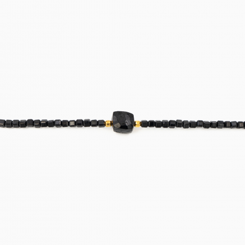 Colier argint pietre semipretioase spinel cubulete 2.5 mm cub central spinel de 7 mm lungime 42 cm [1]
