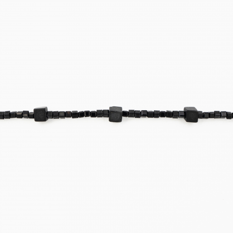 Colier argint pietre semipretioase spinel cubulete 2.5 mm hematit negru mat cuburi de 3.5 mm lungime 42 cm [1]