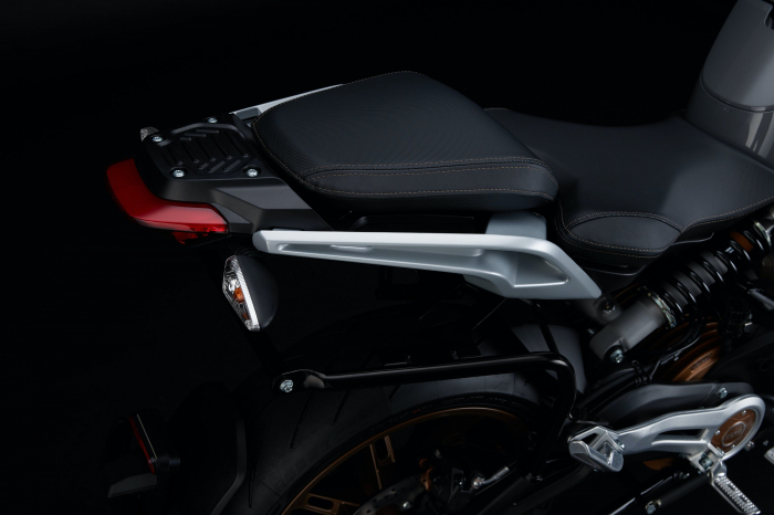 Motocicleta Electrică Zero Motorcycles SR/S [17]