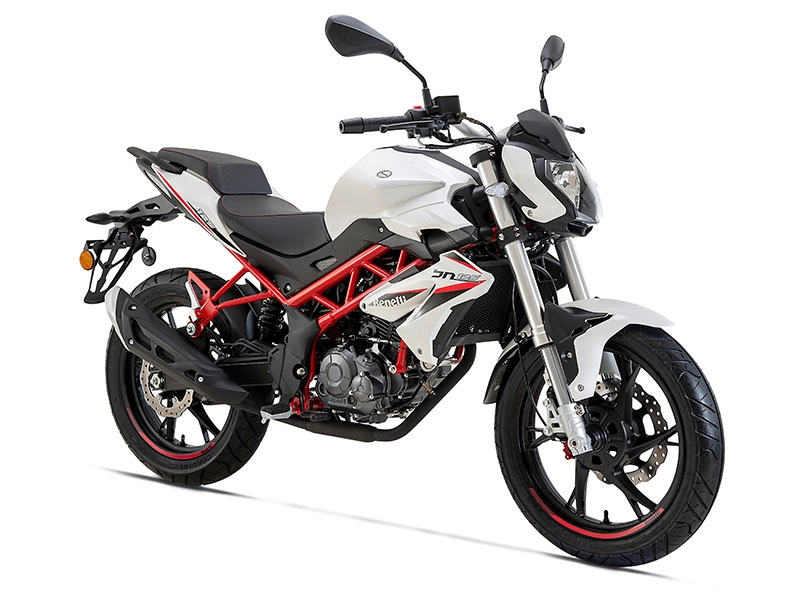 Benelli BN125 [2]