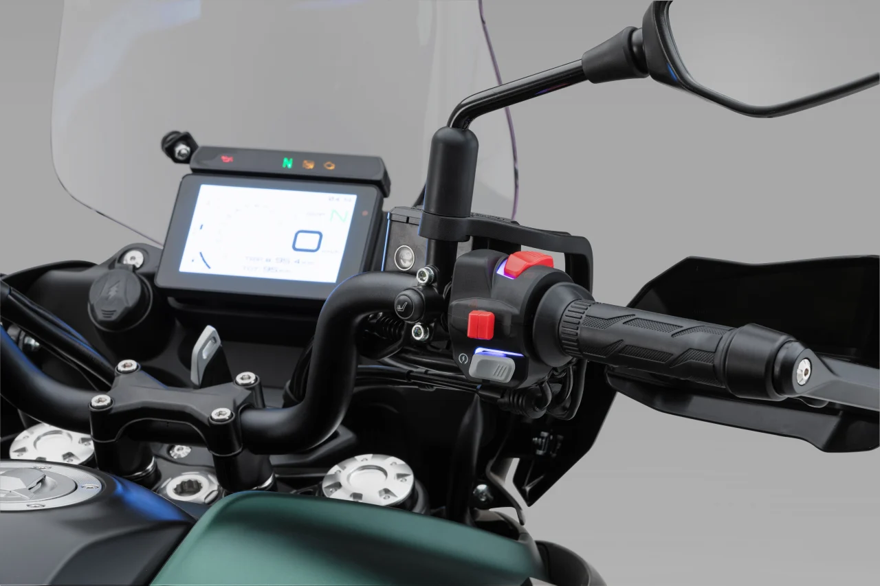 Benelli TRK 702X (2025) [8]