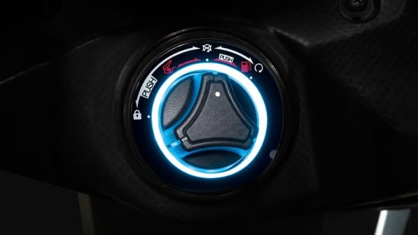 Sym CRUISYM 300i ABS TCS [3]