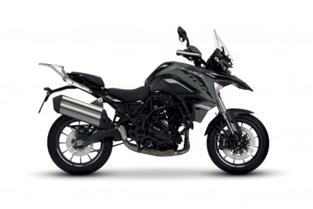 Motociclete - Benelli TRK 702