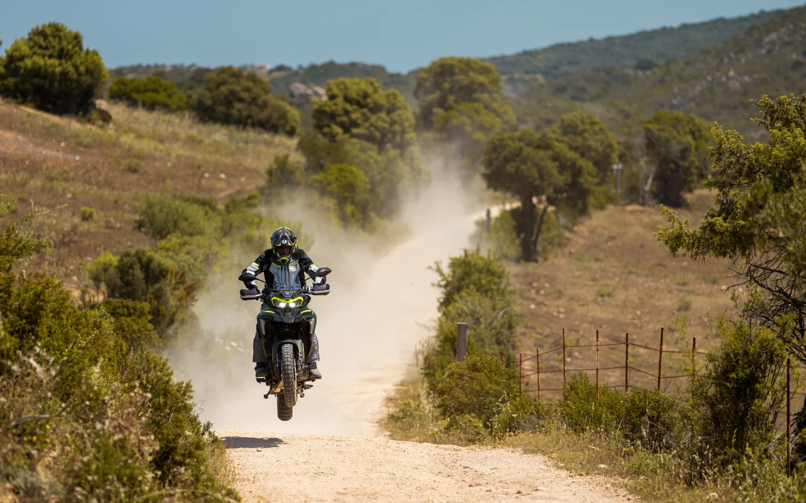 Benelli TRK 702X [1]