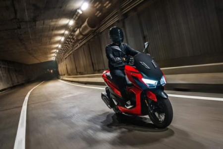 Sym Jet X 125 LC ABS [2]