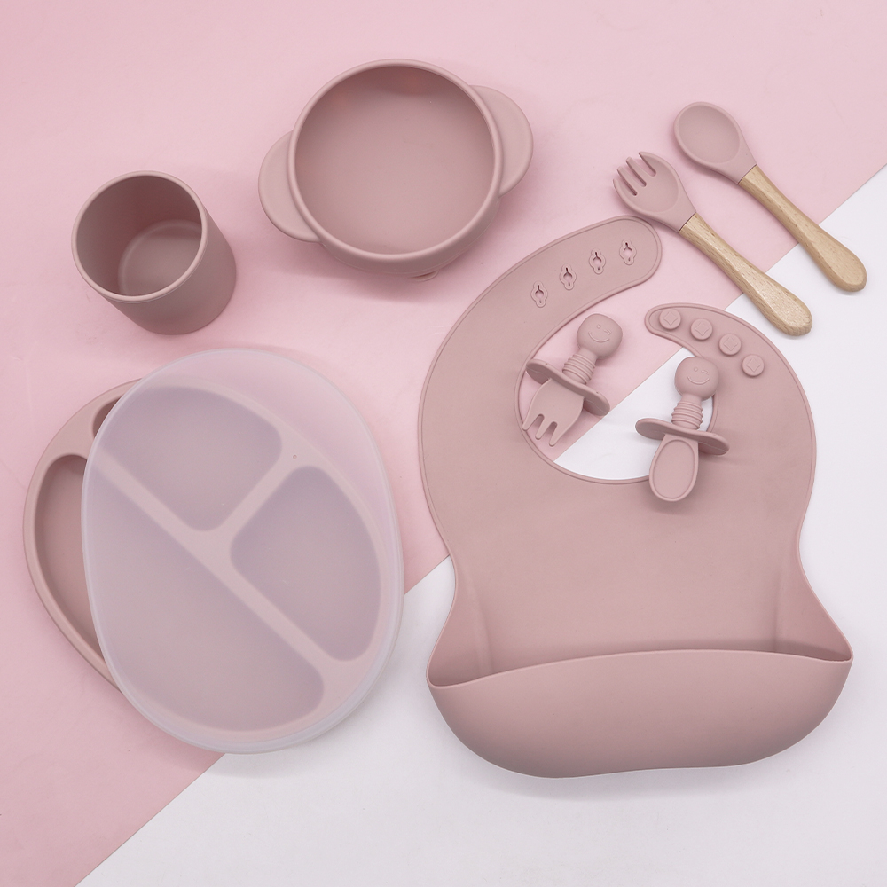Set complet hranire bebelusi pentru diversificare, 9 piese, silicon, fara BPA, Roz [1]