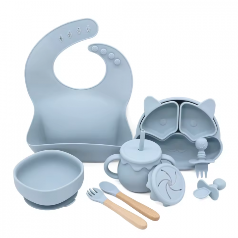 Mama si Copilul - Set complet hranire bebelusi pentru diversificare, silicon, fara BPA, 13 piese, Albastru