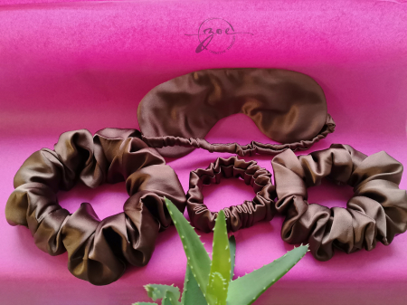 Accesorii din Matase - Setul „Supreme Silk Ritual”