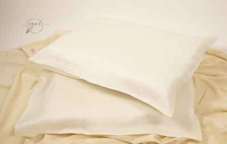 Textile Naturale pentru Casa - Fata de pernă din mătase naturală