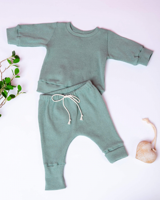 Compleu din jersey reiat verde turcuaz deschis cu pantaloni si bluza cu maneca lunga [3]