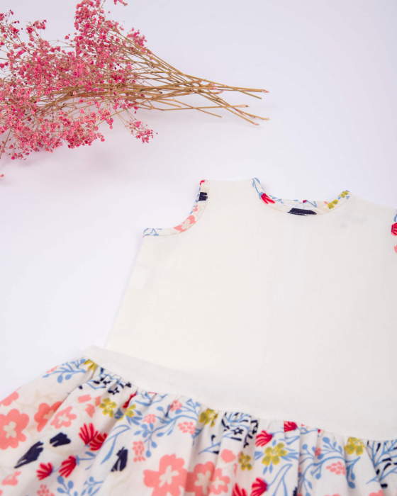 Rochie din in alb cu imprimeu floral [3]