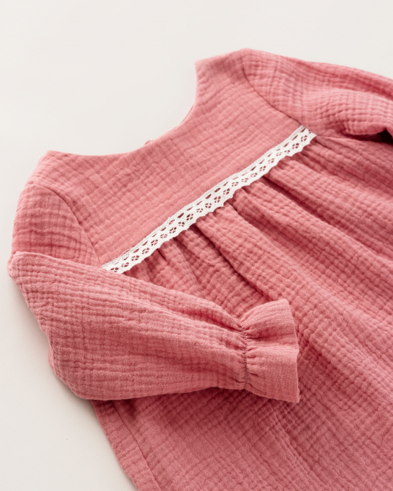 Rochie din muselina roz cu dantela [4]