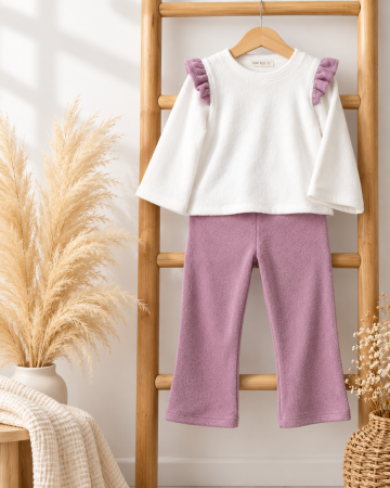 Compleuri - Compleu cu pantaloni evazati lila si bluza cu volanase