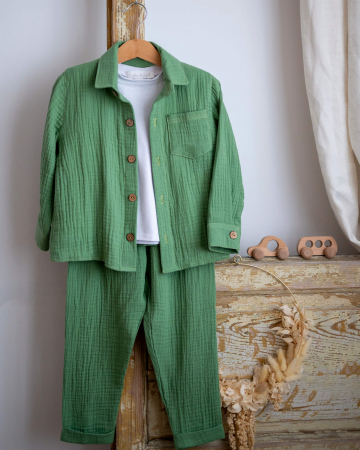 Camasi si bluze - Compleu din muselina verde olive cu camasa, pantaloni si tricou din bumbac