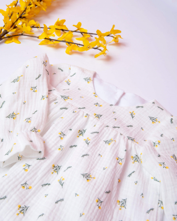 Rochie din muselina cu imprimeu floricele mici galbene si frunze [5]