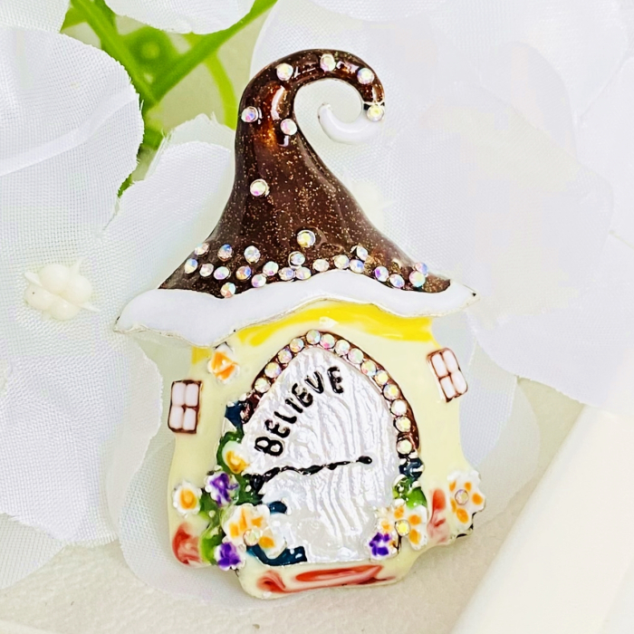 Brosa Casuta din Povesti, Brosa Statement Dama Femei [5]