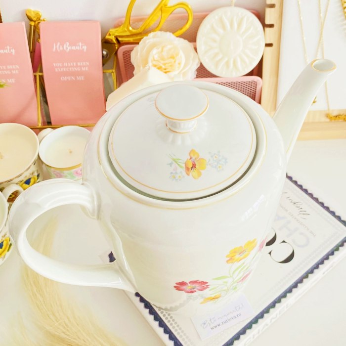 Ceainic Portelan Vintage Bavaria - Flori, Decoratiuni Vintage [4]