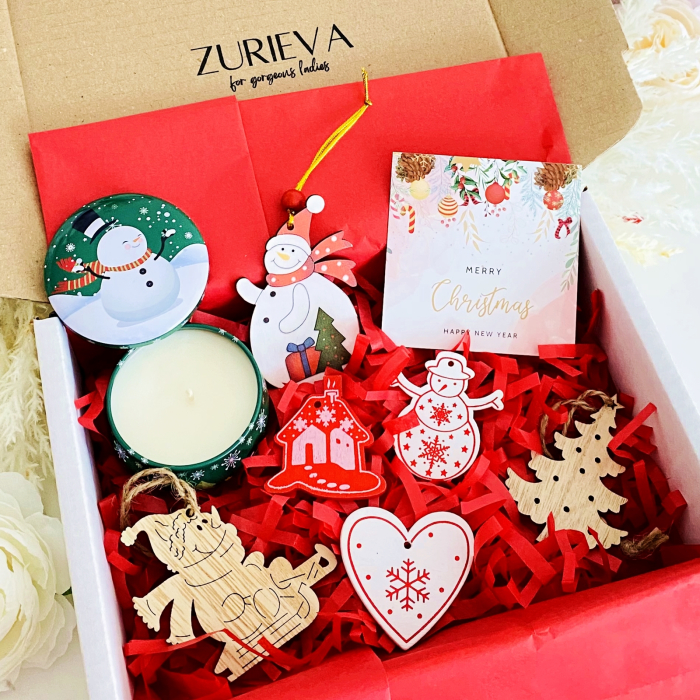 Gift Box Lumanare Parfumata Om Zapada Verde, Gift Box pentru femei, Seturi Cadou Secret Santa [2]
