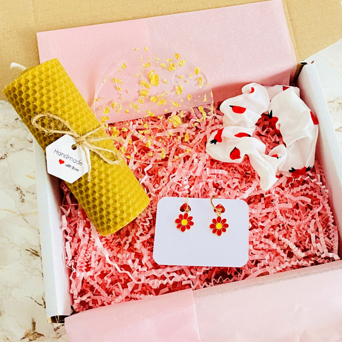Set Cadou Lumanare & Cercei Flori Rosii, Gift Box pentru femei, Seturi Cadou [5]