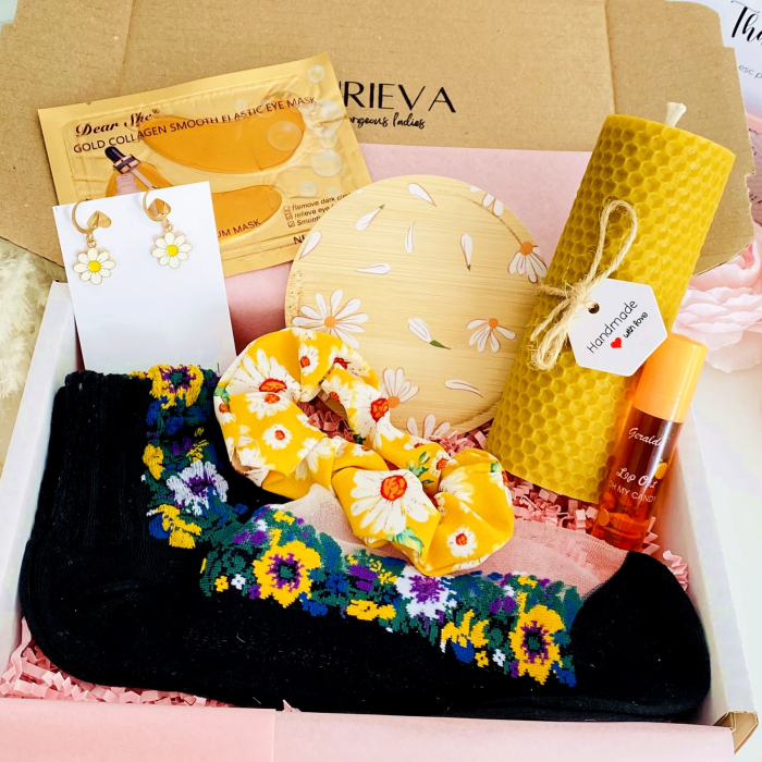 Set Cadou Lumanare & Margarete, Gift Box pentru femei, Seturi Cadou [3]