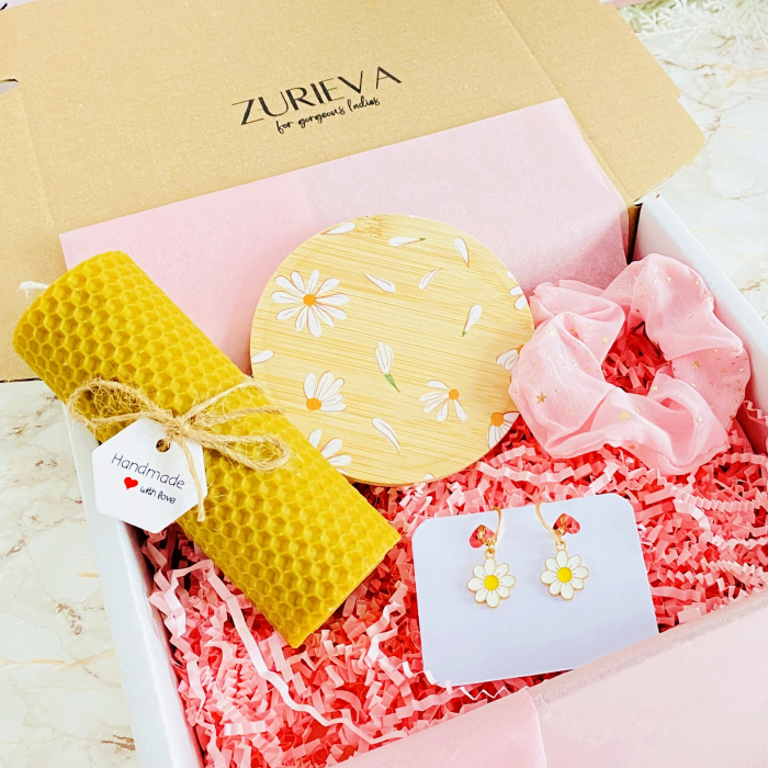 Set Cadou Lumanare & Cercei Margarete Albe, Gift Box pentru femei, Seturi Cadou [5]