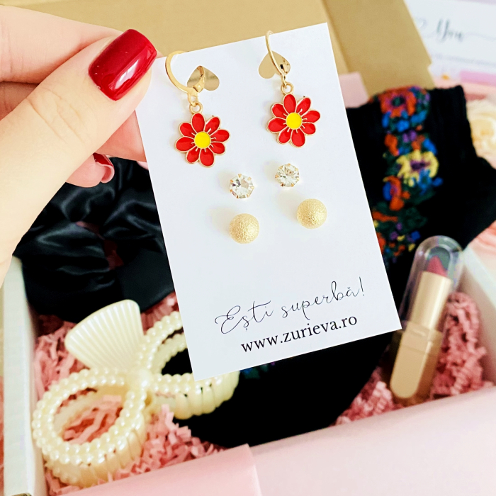 Set Cadou Margarete Rosii, Gift Box pentru femei, Seturi Cadou [2]