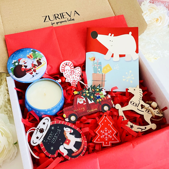 Gift Box Lumanare Parfumata Om Zapada Verde, Gift Box pentru femei, Seturi Cadou Secret Santa [1]