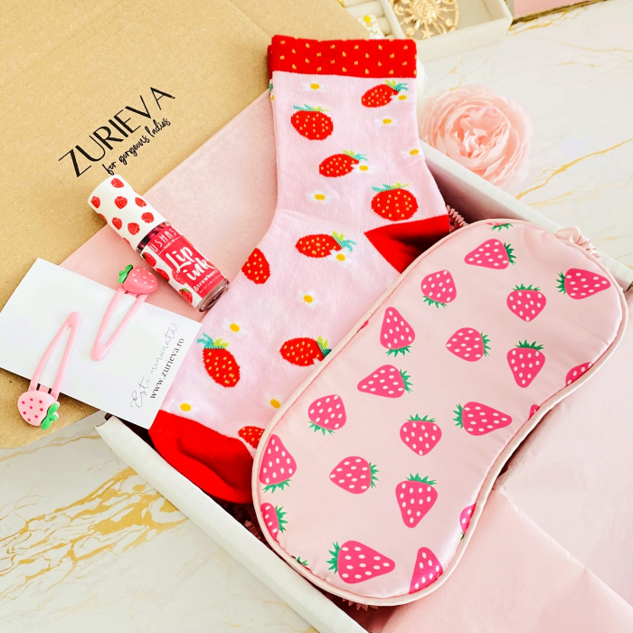 Gift Box Capsuni & Lip Ink, Gift Box pentru femei, Seturi Cadou [2]