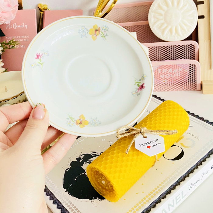 Lumanare Ceara Albine si Farfurie Portelan Vintage, Set Cadou Lumanari Handmade [5]