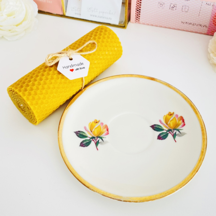 Lumanare Ceara Albine si Farfurie Portelan Vintage, Set Cadou Lumanari Handmade [1]