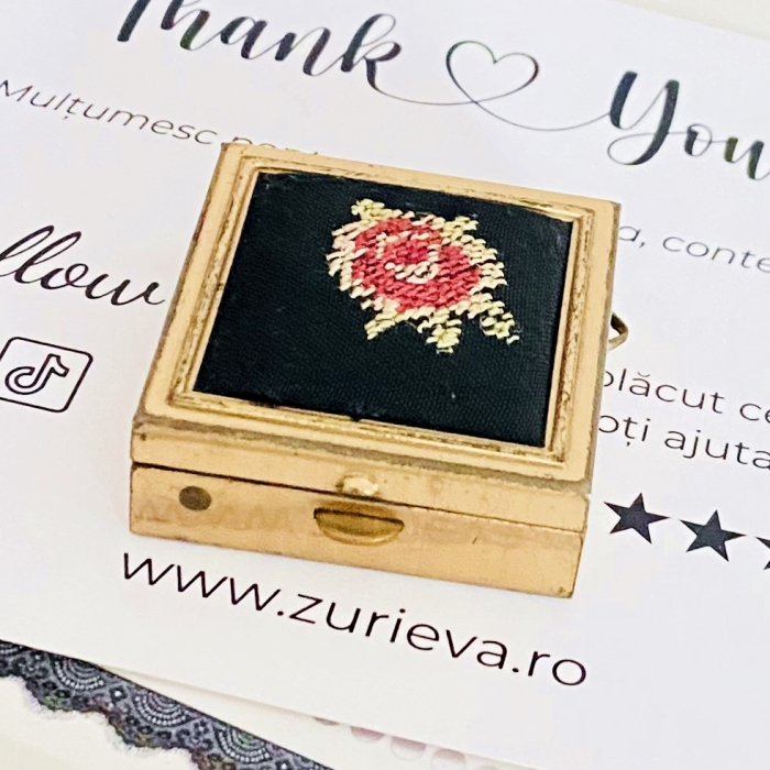 Mini Cutiuta Vintage - Floare Brodata, Decoratiuni Vintage [5]