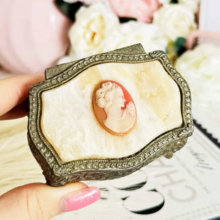 Cutiuta Vintage de Bijuterii Camee, Cutie Bijuterii Vintage [2]