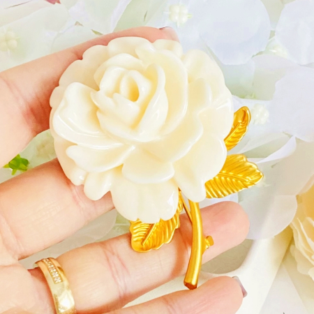 Brosa Bujor Alb, Brose Dama, Brose Elegante [1]