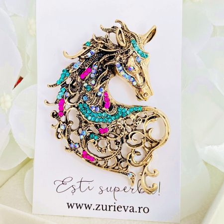 BIJUTERII - Brosa Cal Cristale Colorate, Brosa Dama Femei