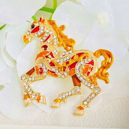 Brosa Cal Auriu, Brosa Dama Femei [5]