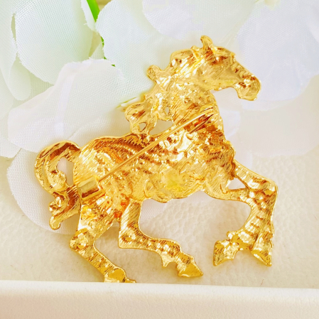 Brosa Cal Auriu, Brosa Dama Femei [6]