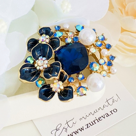 Brosa Albastra, Brose Dama, Brose Elegante [1]