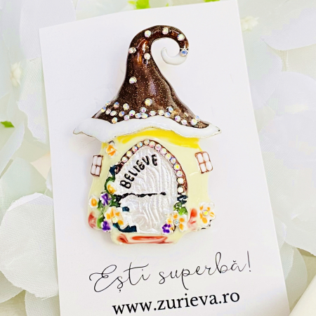 Brosa Casuta din Povesti, Brosa Statement Dama Femei [2]