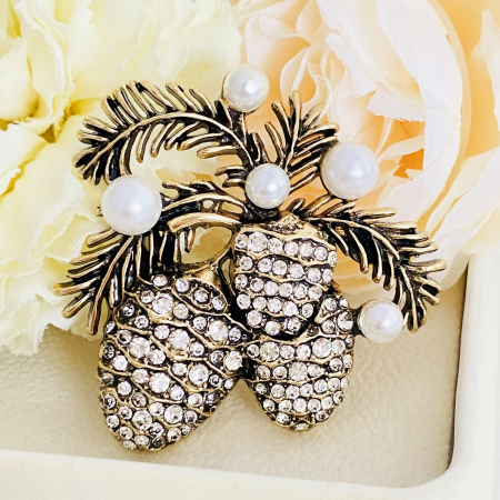 Brosa Conifere, Brose Dama, Brose Mari Elegante [1]