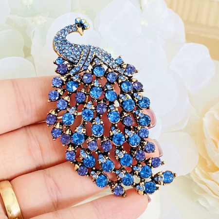 Brosa Paun Cristale Albastre, Brose Dama, Brose Elegante [1]