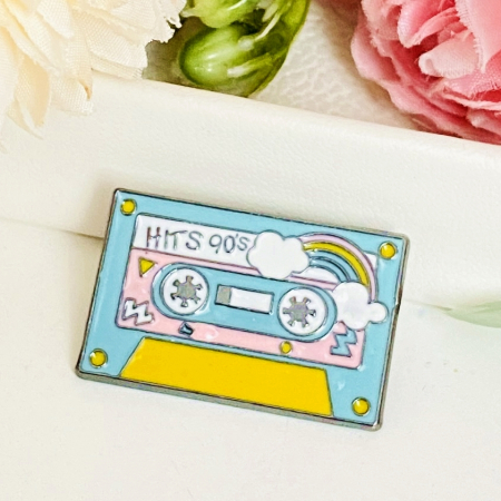BIJUTERII - Brosa Pin Caseta Anii 90, Brosa Dama Femei