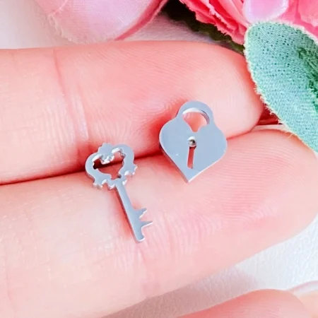 Cercei Cheie & Lacat - Otel Inoxidabil, Cercei Surub, Cercei Dama, Bijuterii Inox [1]