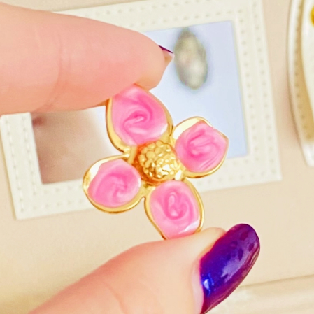 BIJUTERII OTEL INOXIDABIL - Cercei Flori Roz - Otel Inoxidabil, Cercei Surub, Cercei Dama, Bijuterii Inox