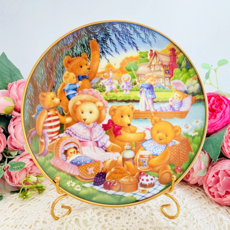 Farfurie Vintage Ursuleti de Plus, Portelan Vintage [0]