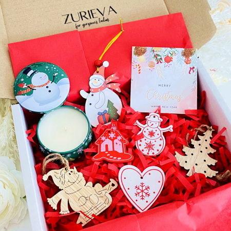 Gift Box Lumanare Parfumata Om Zapada Verde, Gift Box pentru femei, Seturi Cadou Secret Santa [5]
