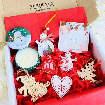 Gift Box Lumanare Parfumata Om Zapada Verde, Gift Box pentru femei, Seturi Cadou Secret Santa [7]